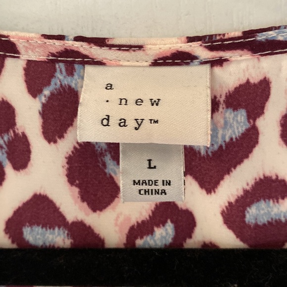 Leopard Print Faux Wrap Blouse - Picture 3 of 3